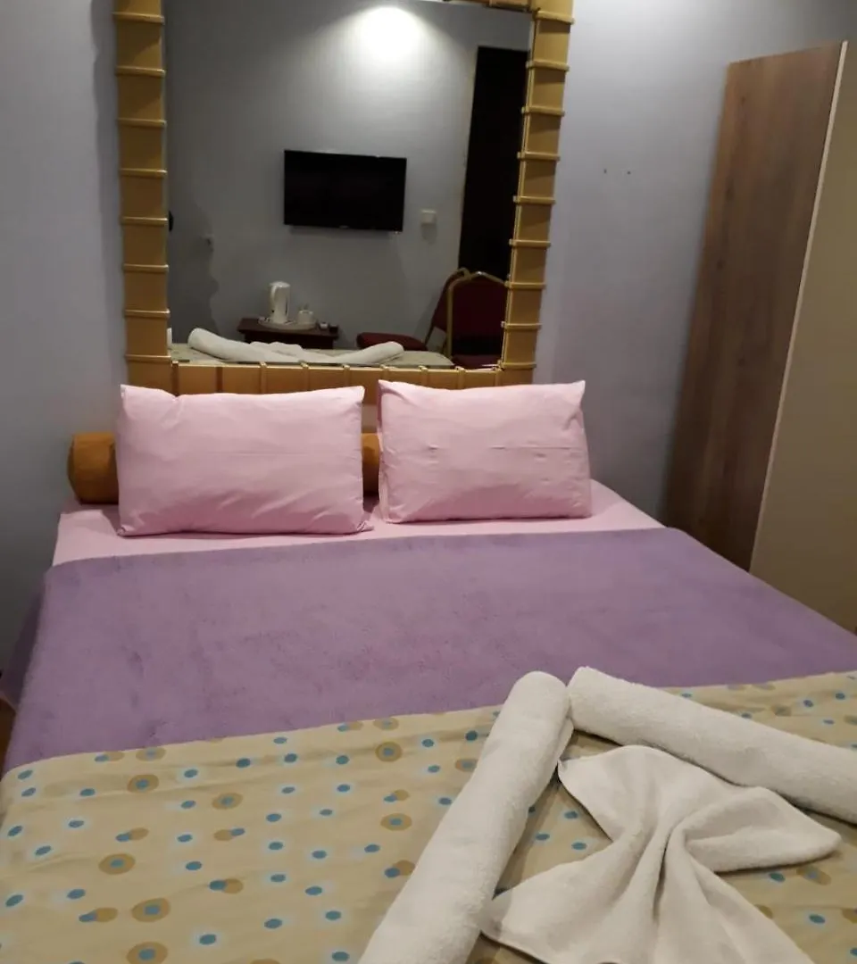 Gvar Apart Hotel アンタルヤ 3*,