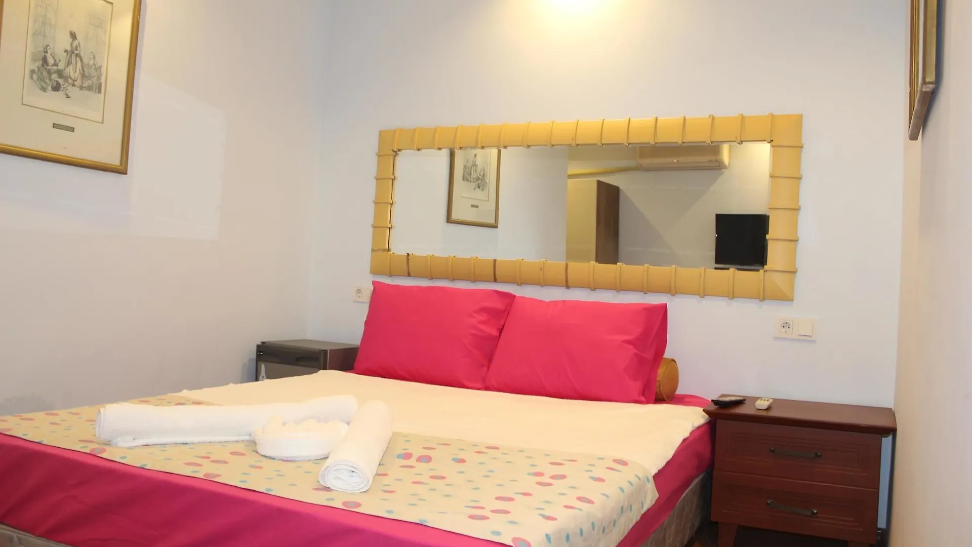 Gvar Apart Hotel أنطاليا 3*,